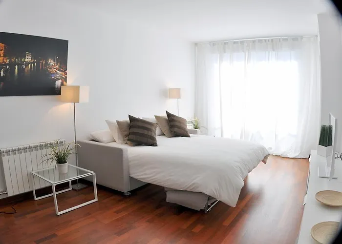 Lägenhet Glasir Homes Barcelona Barcelona