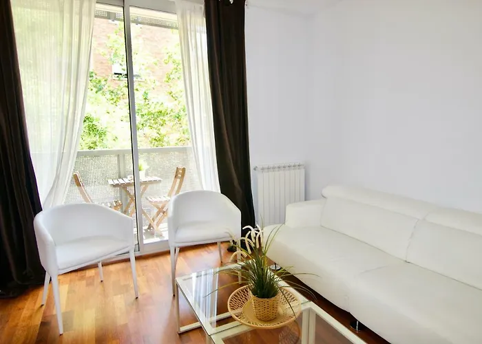 Lägenhet Glasir Homes Barcelona